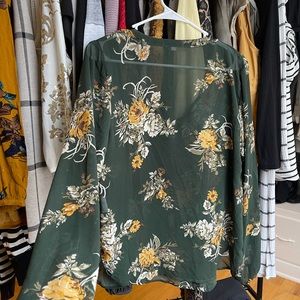 Long sleeve dress shirt